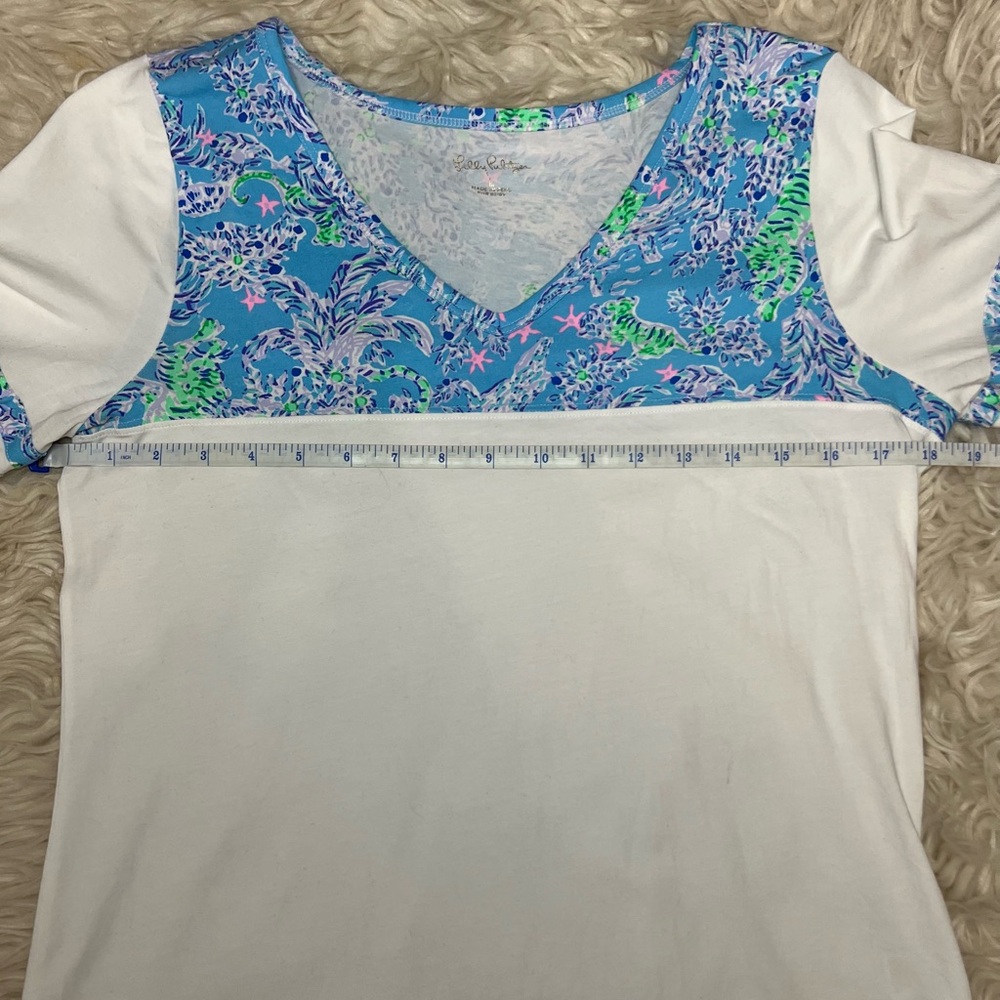 Lilly Pulitzer Amara V-Neck Long Sleeve Top Tropical Pattern Size Large - Picture 6 of 8